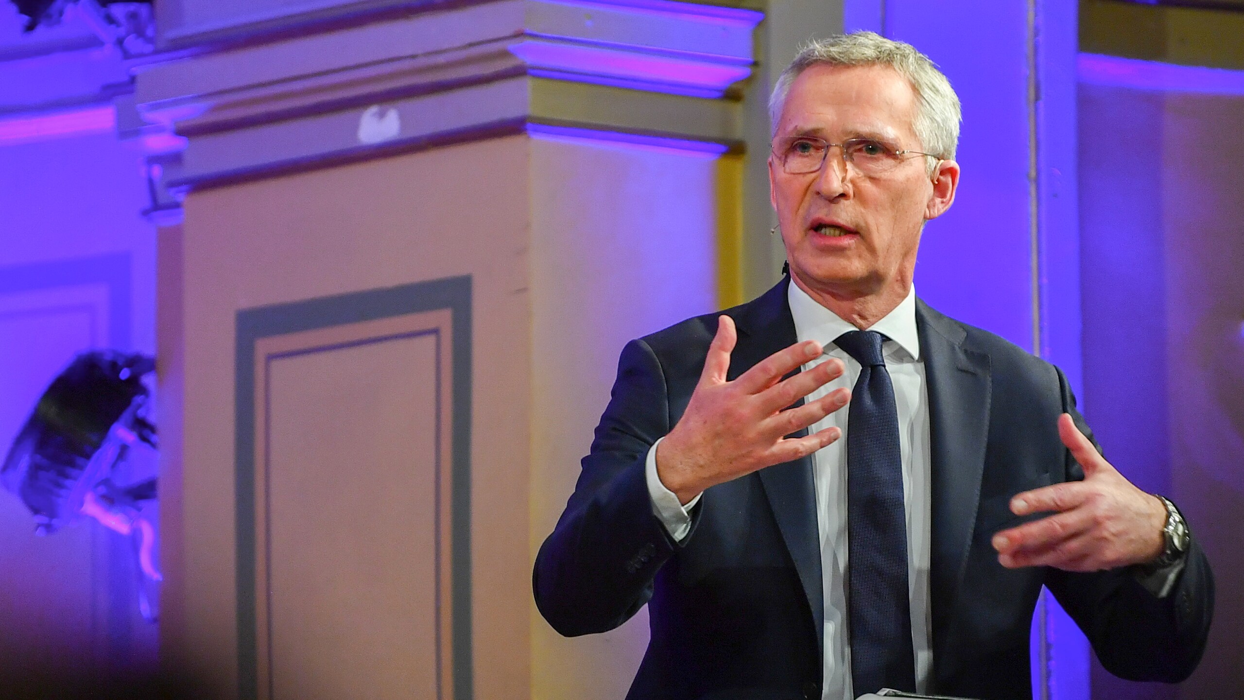 Panelsamtale Med Nato-sjef Jens Stoltenberg Og Utenriksminister Anniken ...