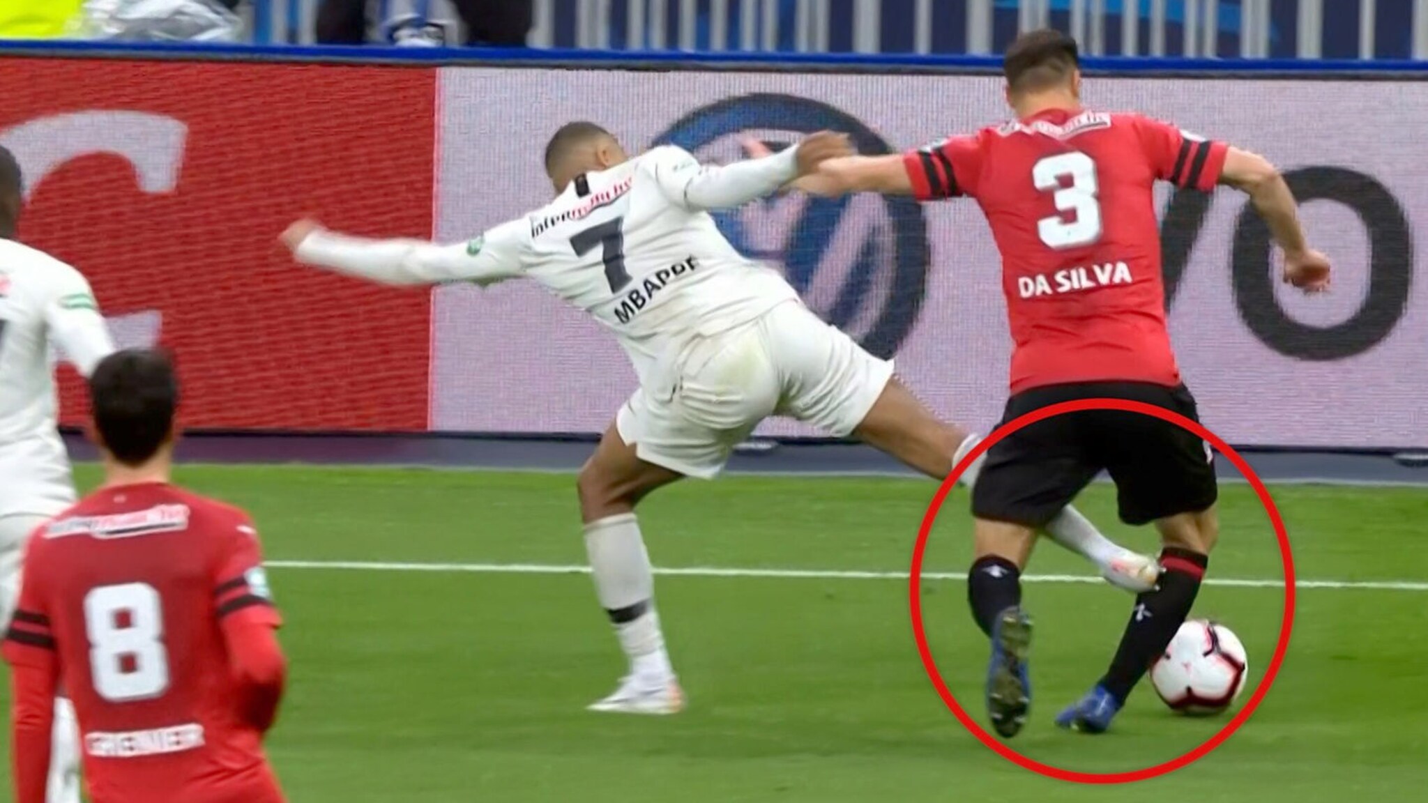 Mbappe Utvist For Grusom Stempling Psg Rotet Bort Cupgullet Vg