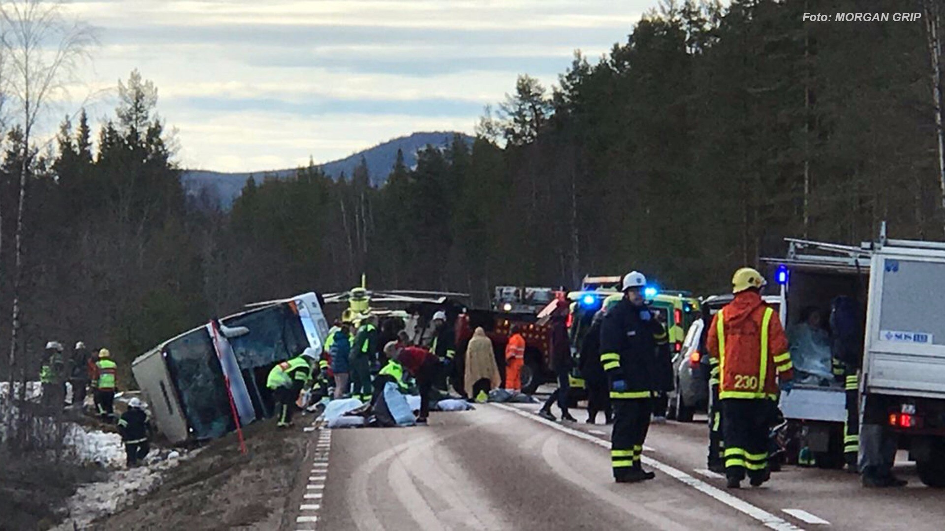 Tre Døde Etter Bussulykke I Sverige - To Personer Kjemper For Livet - VG