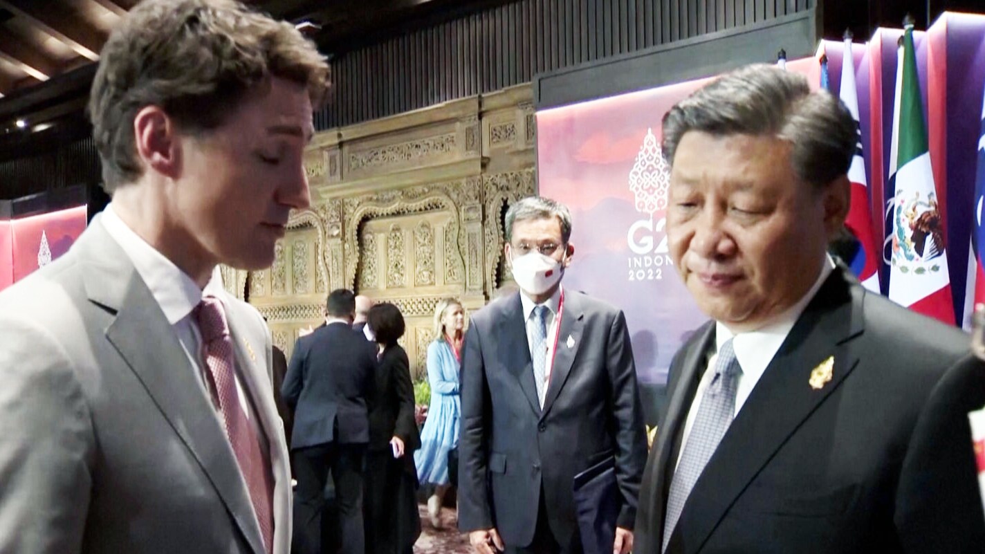 Этноскоп 2022 фотографии. Найк 20. 20 xi. Озеро найк. Куба сборная по футболу.