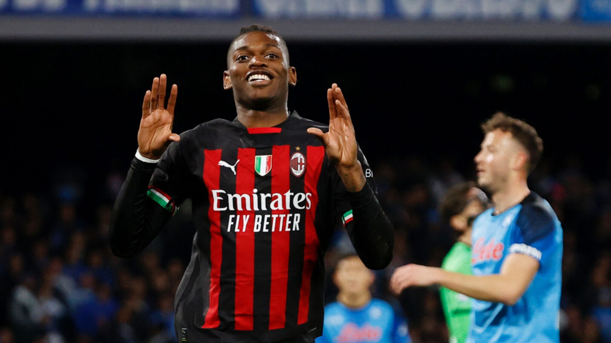 AC Milan played their way to victory: Beat league leaders Napoli 4-0